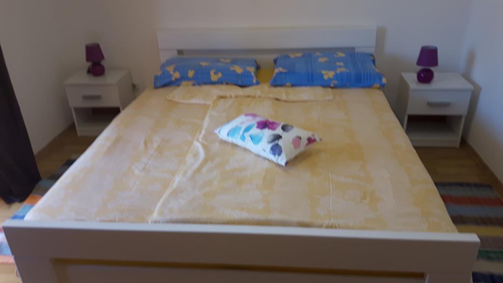 Ivan Apartment *